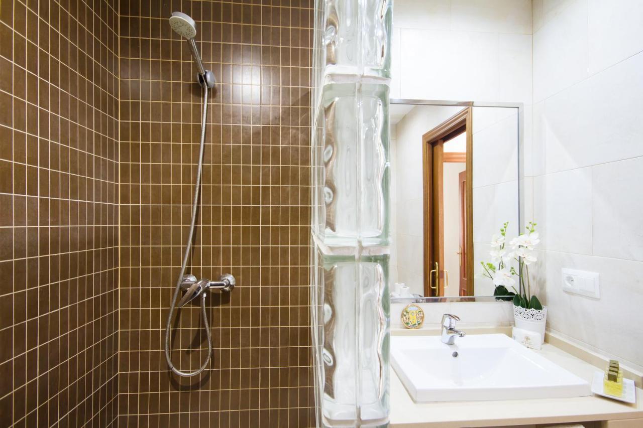 Apartamentos El Tajo & Spa Ronda Bagian luar foto