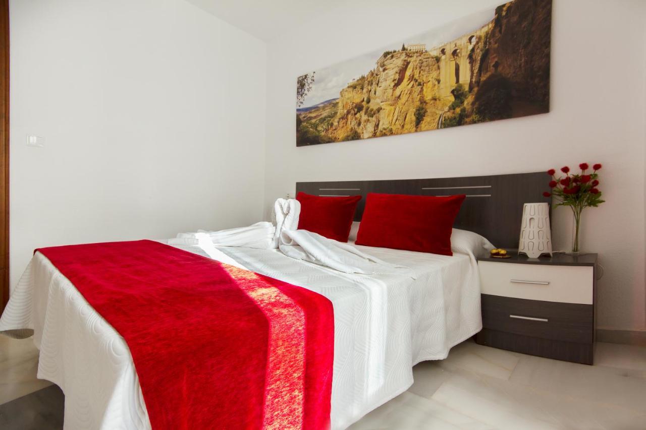 Apartamentos El Tajo & Spa Ronda Bagian luar foto